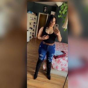 Meet your Posher, Kimberly